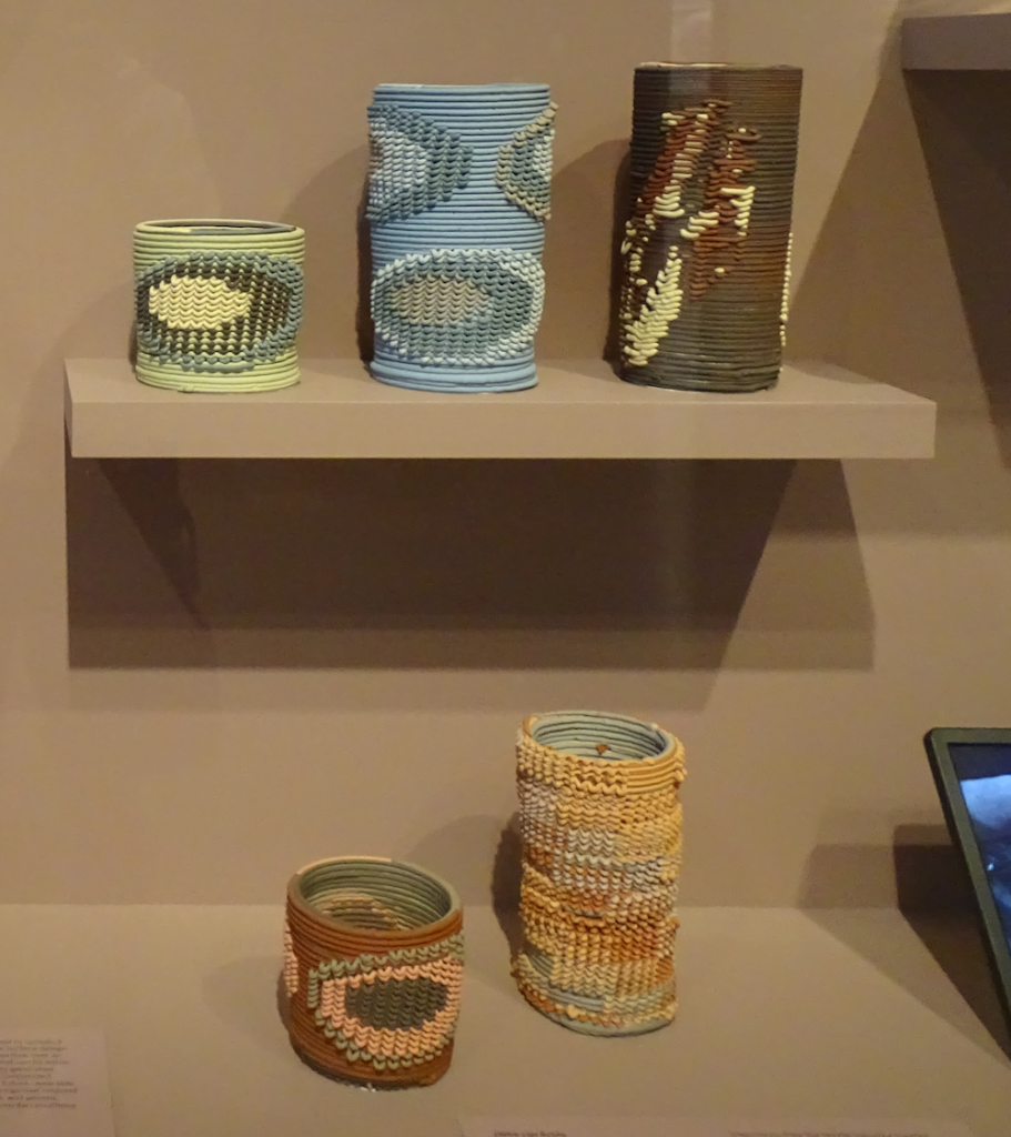 [Fig 4] van Schie, Jibbe (2023) Woven Translations [3D-printed Ceramics] Manhattan, New York, The MoMa