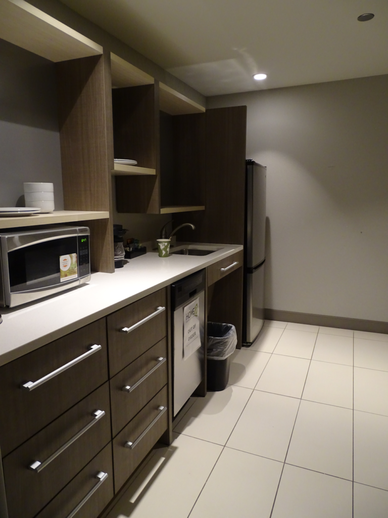 home2 suites kitchenette